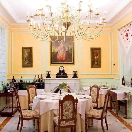 Alabardero 4* Seville