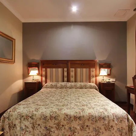 Alabardero 4* Seville